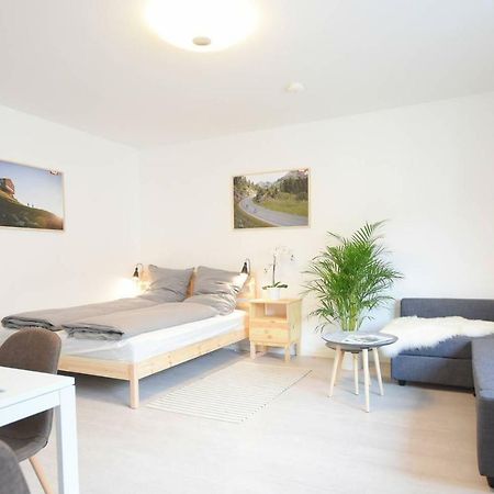 Geraumige, Moderne 1-Zimmer Wohnung Innsbruck Buitenkant foto